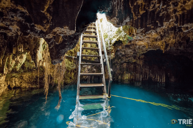 Naked Divorce in Puerto Morelos Mexico