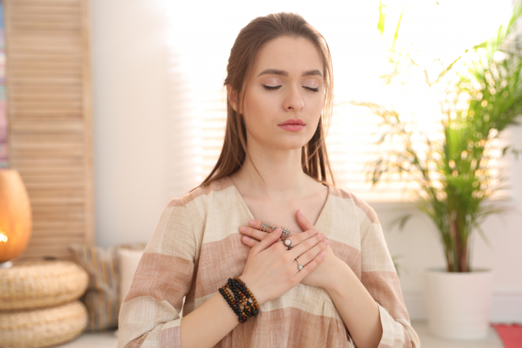 Person at crossroads, representing healing from divorce trauma. Seven stepping stones symbolize essential steps for overcoming divorce trauma and embracing growth.